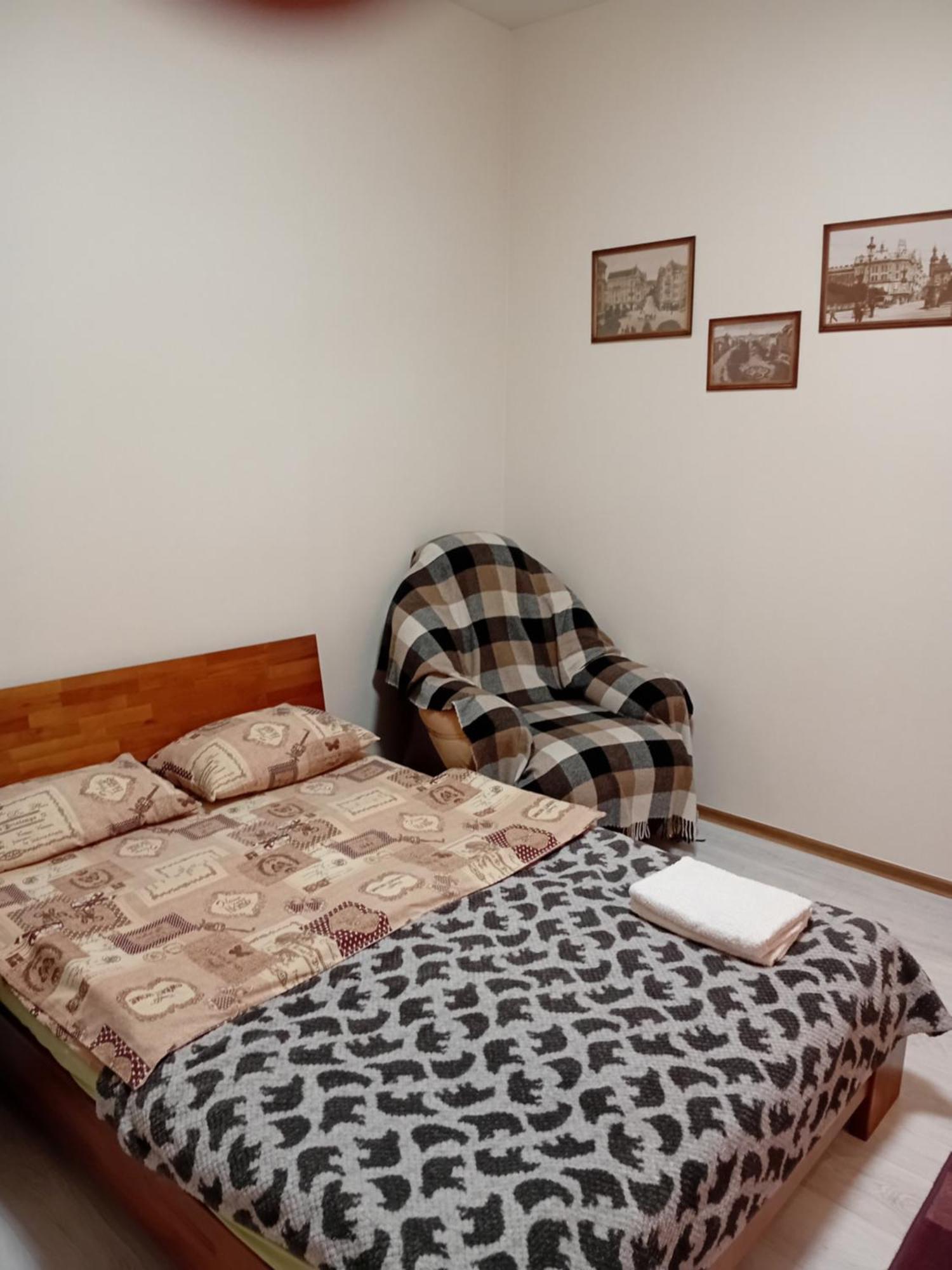לבוב Two-Bedroom Apartment In 10 Min To The Opera Theatre מראה חיצוני תמונה